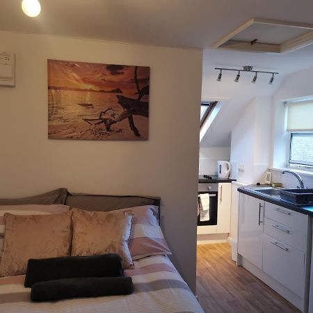 Unique Studio III With Free Wifi Мейдстон Экстерьер фото